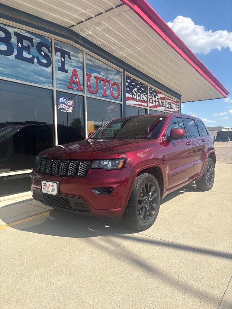 Jeep Grand Cherokee Laredo 4WD 2018