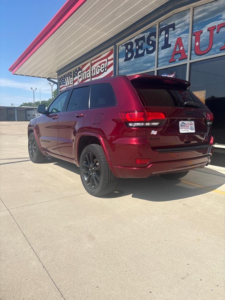 Jeep Grand Cherokee Laredo 4WD 2018