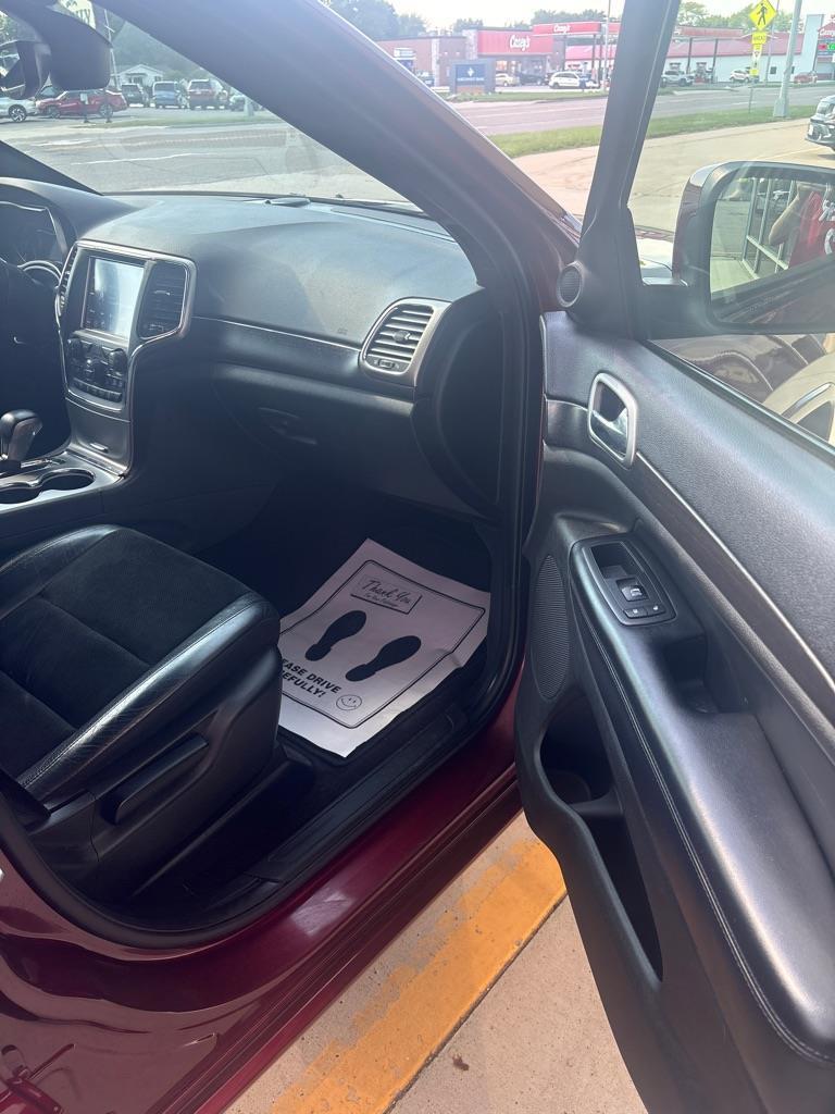Jeep Grand Cherokee Laredo 4WD 2018
