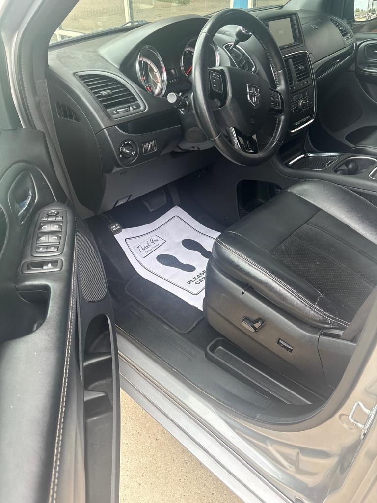 Dodge Grand Caravan SXT 2016