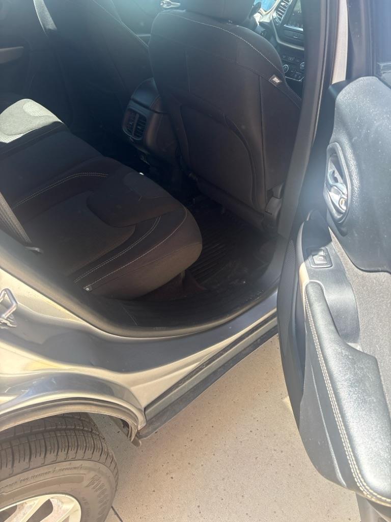 Jeep Cherokee Latitude 4WD 2016