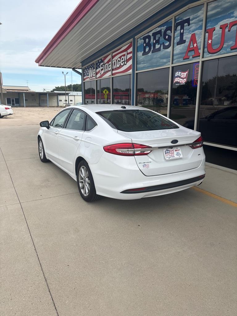 Ford Fusion SE 2017