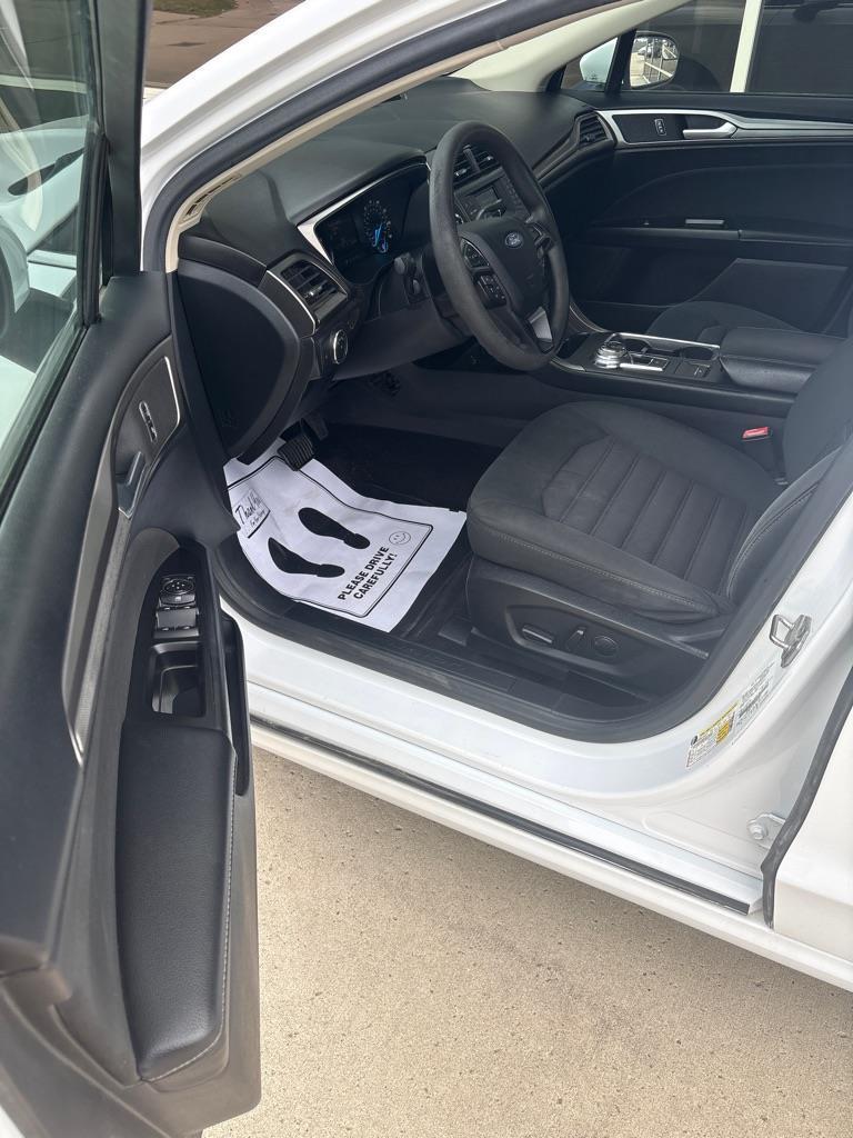 Ford Fusion SE 2017