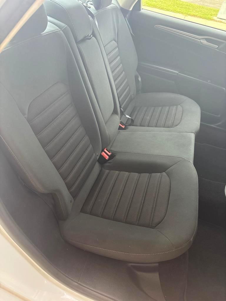 Ford Fusion SE 2017