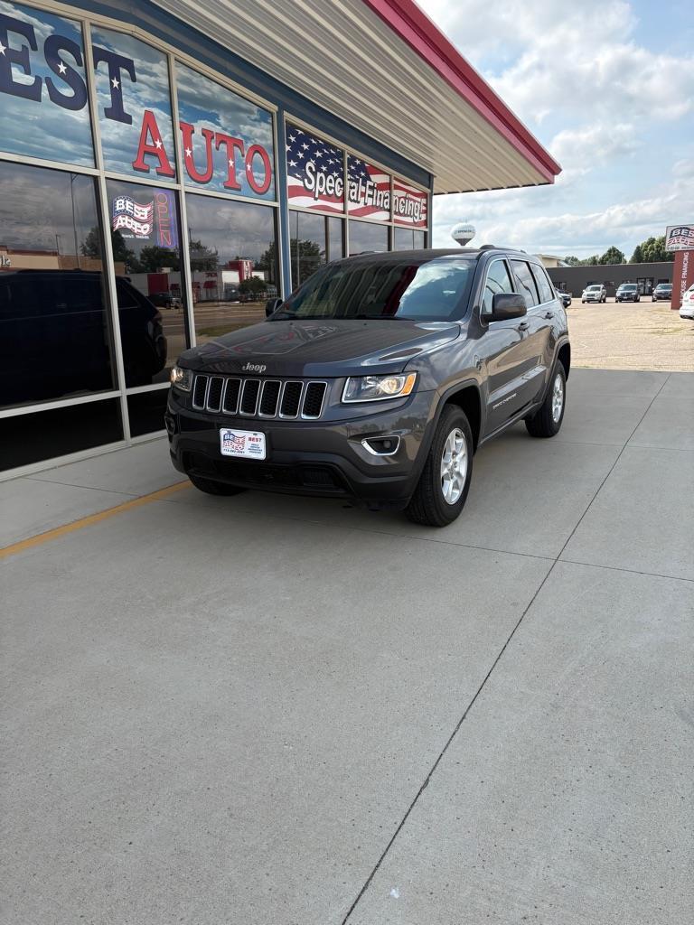 Jeep Grand Cherokee Laredo 4WD 2016