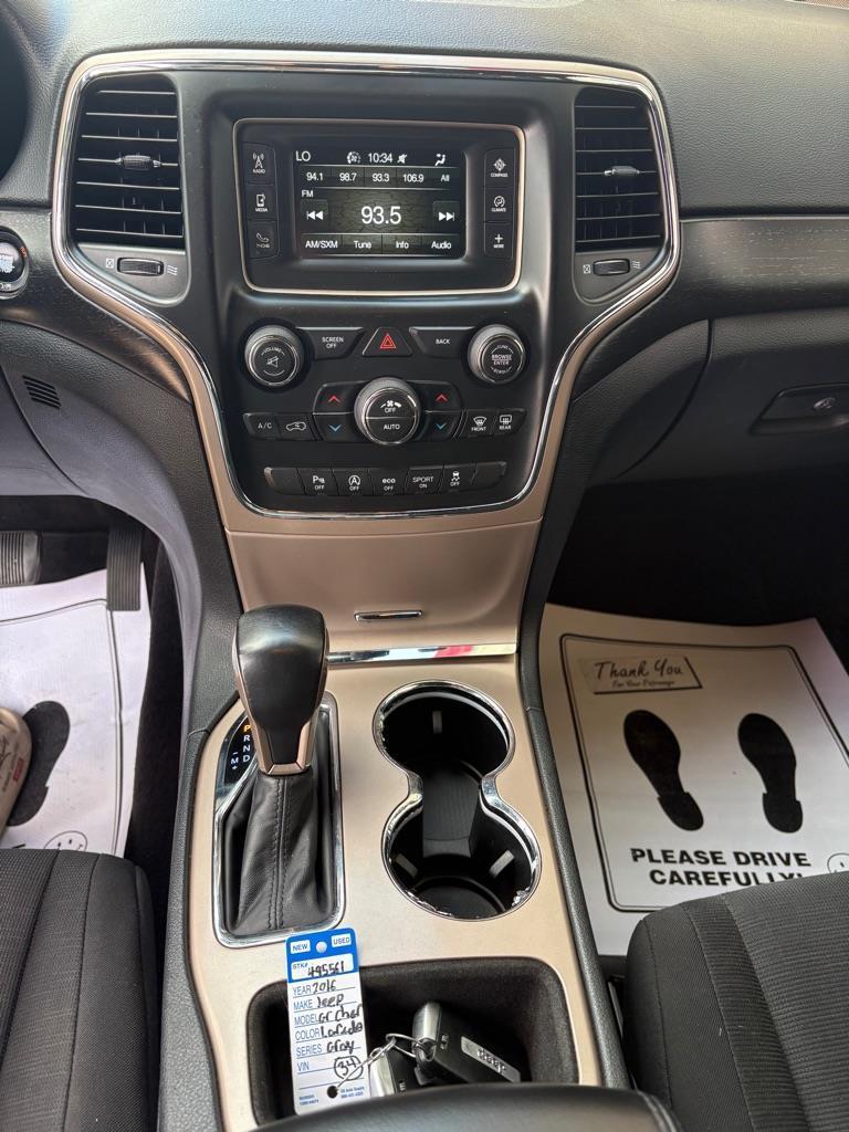 Jeep Grand Cherokee Laredo 4WD 2016