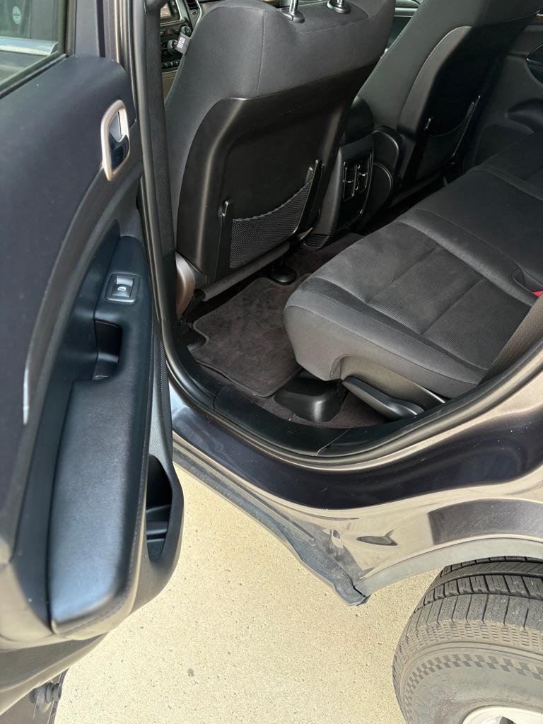 Jeep Grand Cherokee Laredo 4WD 2016