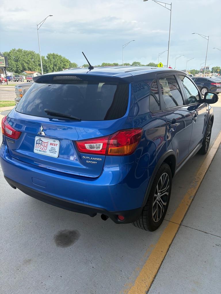 Mitsubishi Outlander Sport 2.0 ES 4WD CVT 2016