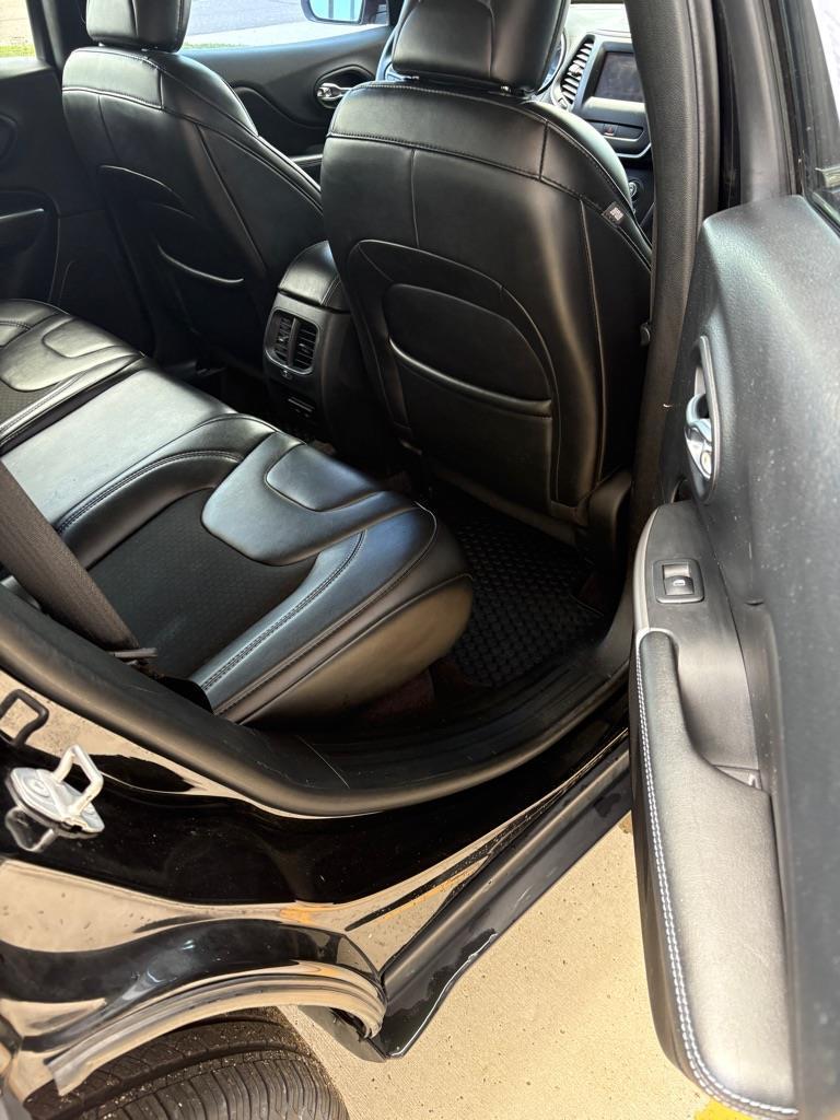 Jeep Cherokee Latitude Plus 4WD 2019