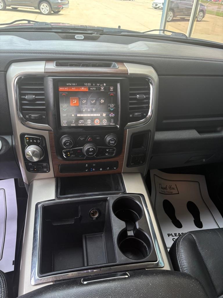 RAM 1500 Laramie Crew Cab SWB 4WD 2014