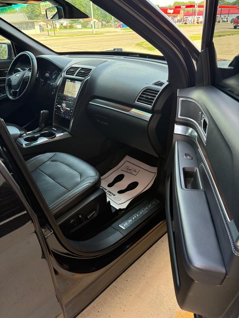 Ford Explorer Limited 4WD 2017