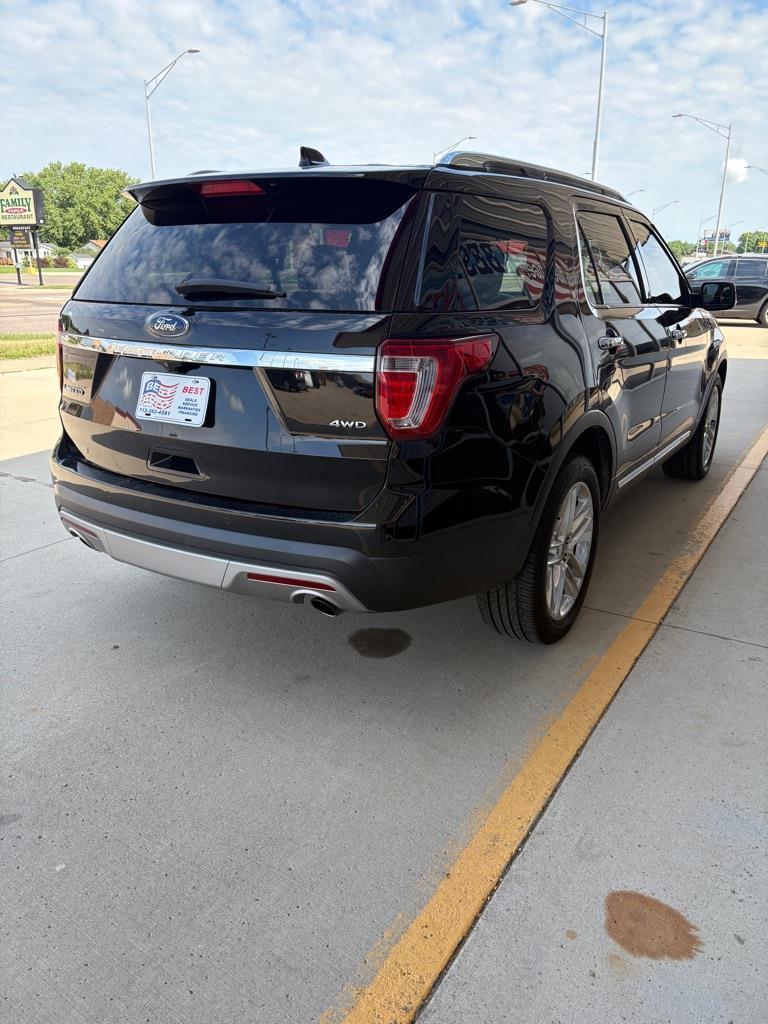 Ford Explorer Limited 4WD 2017