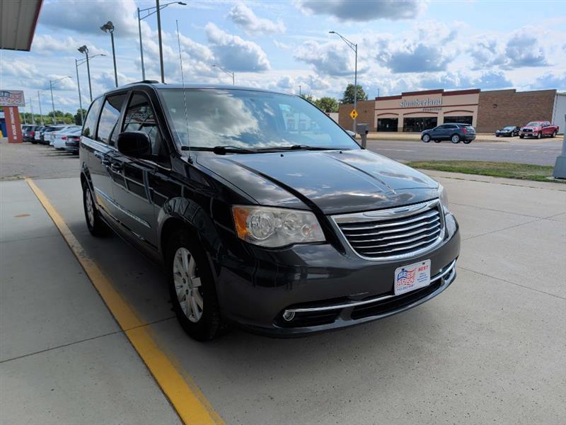Chrysler Town & Country Touring-L 2011