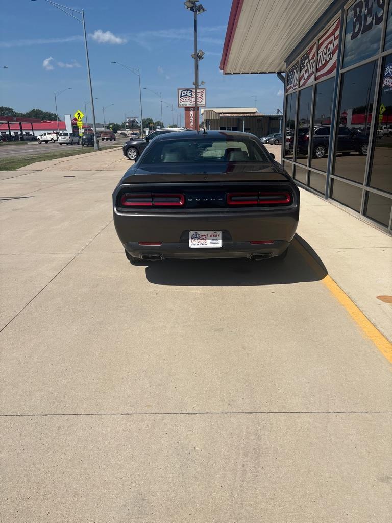 Dodge Challenger SXT 2019