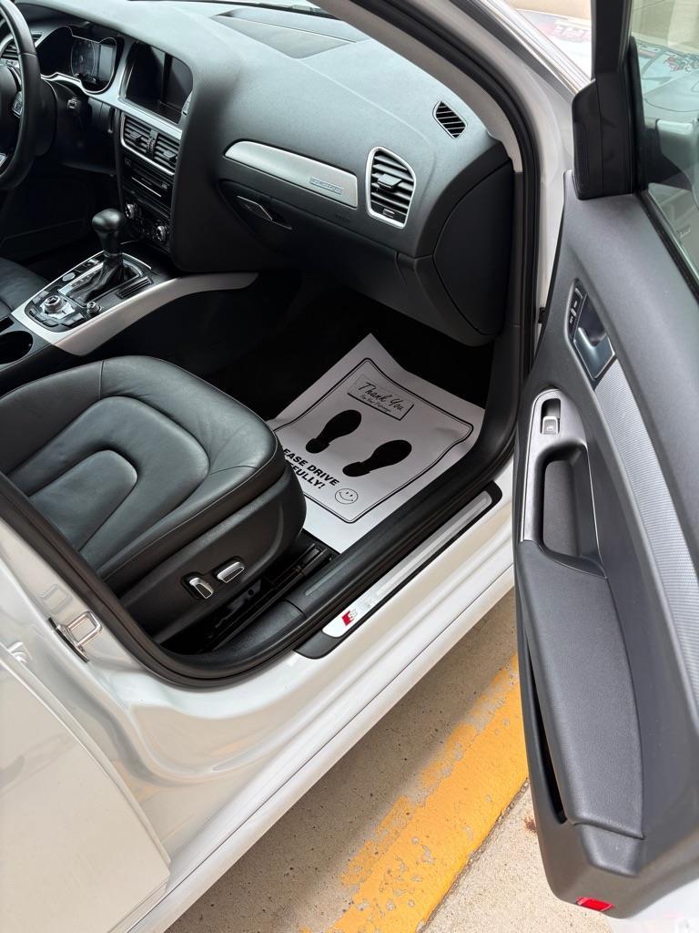 Audi A4 2.0T Sedan quattro Tiptronic 2015