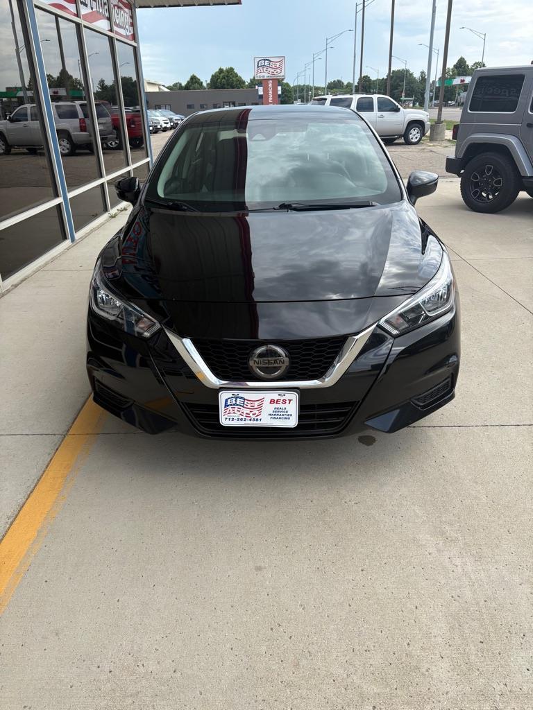 Nissan Versa SV 2021