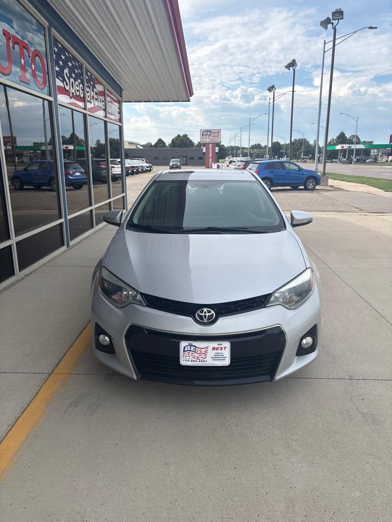 Toyota Corolla LE CVT 2016