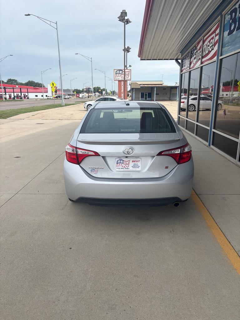 Toyota Corolla LE CVT 2016