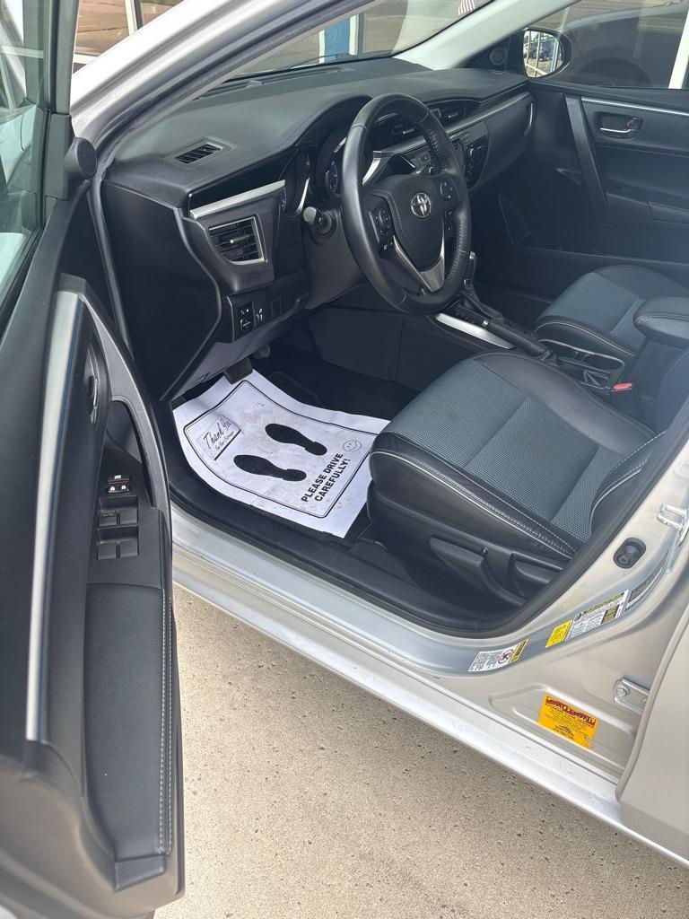 Toyota Corolla LE CVT 2016