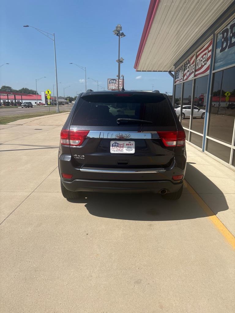 Jeep Grand Cherokee  2013