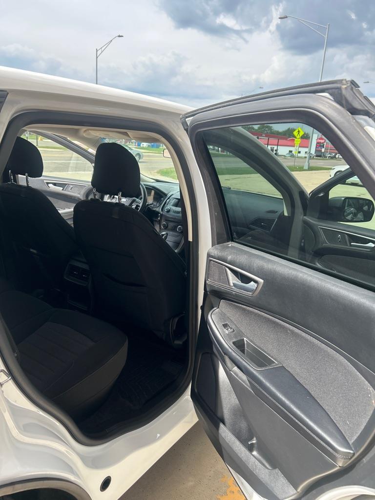 Ford Edge SE FWD 2015