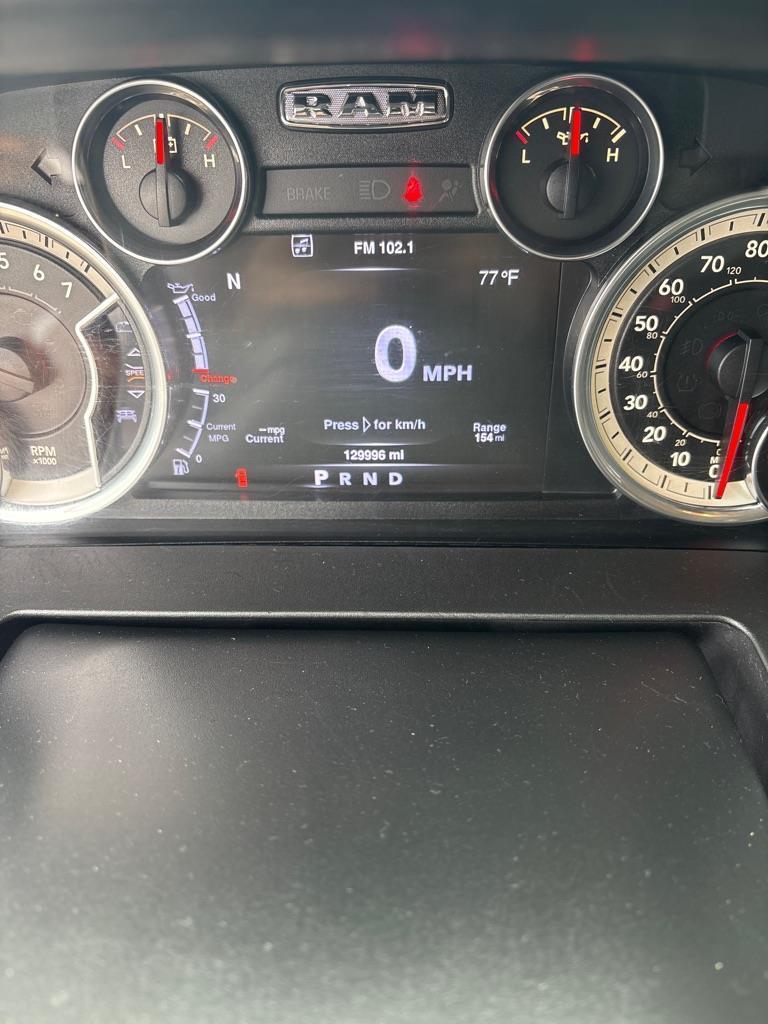 RAM 1500 SLT Crew Cab SWB 4WD 2016