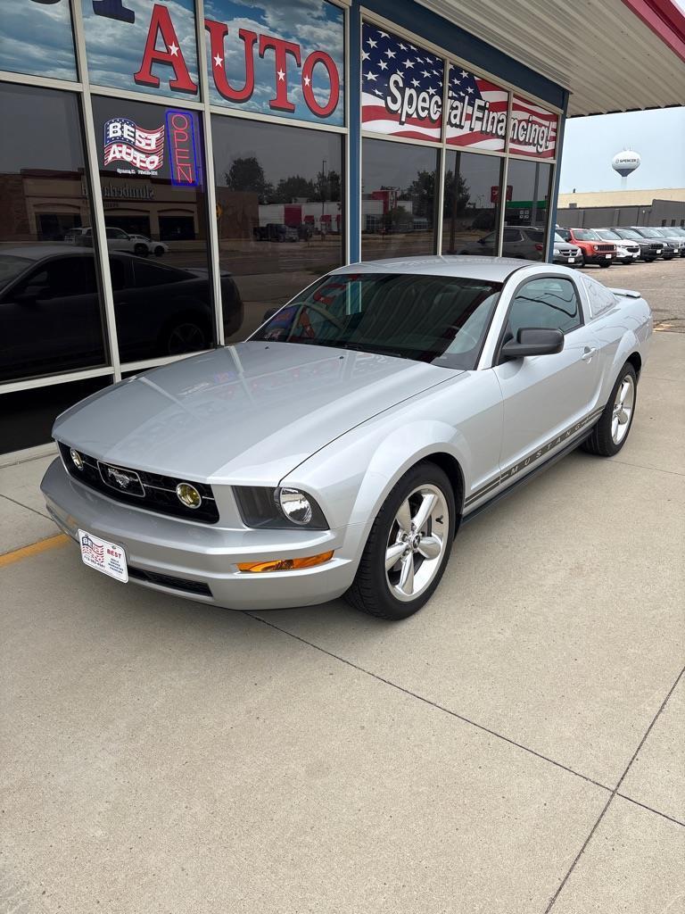 Ford Mustang V6 Premium Coupe 2008