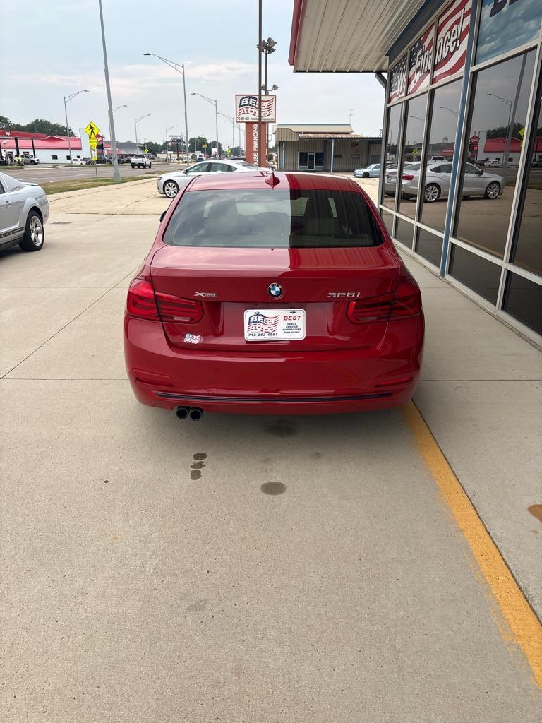 BMW 3-Series 328i xDrive Sedan 2016