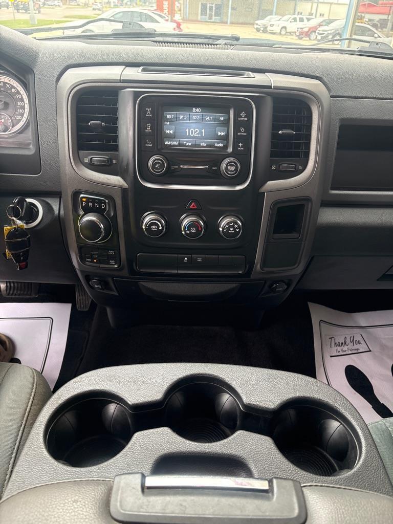 RAM 1500 Tradesman Crew Cab SWB 4WD 2014