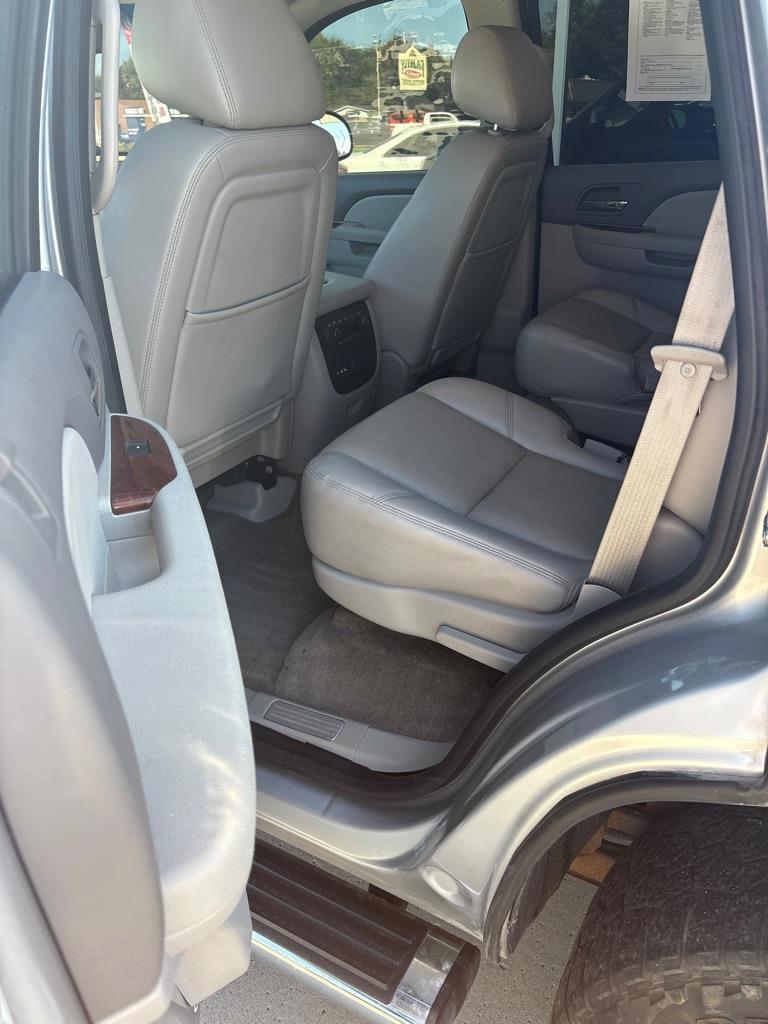 Chevrolet Tahoe LTZ 4WD 2012