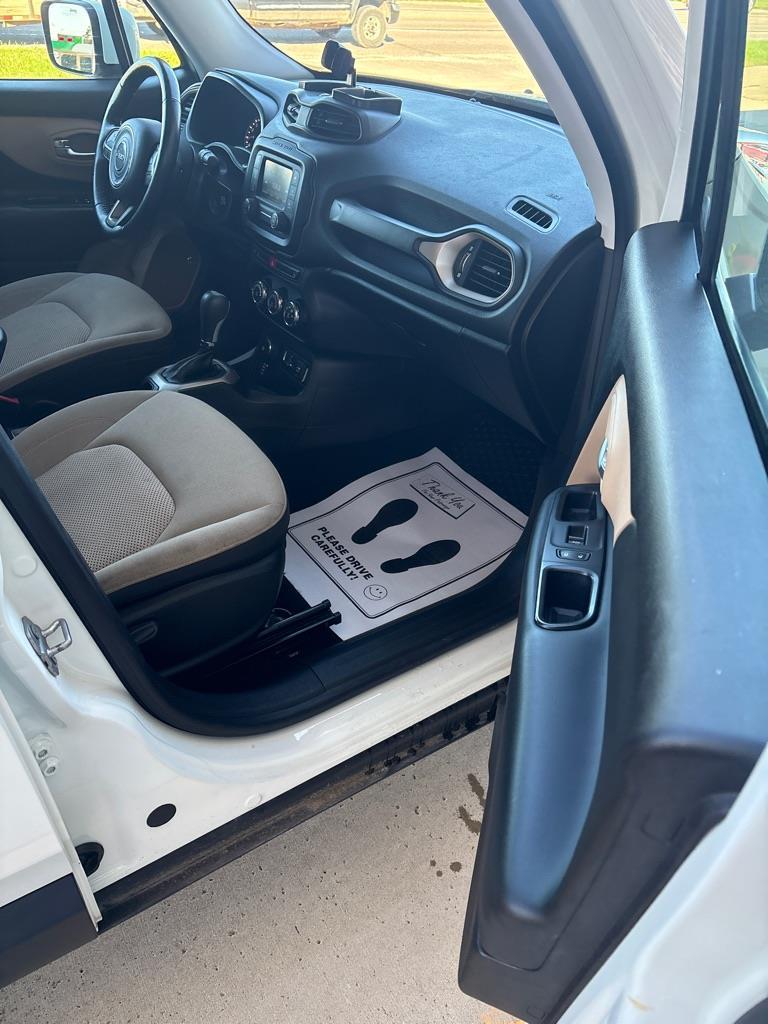 Jeep Renegade Latitude 4WD 2016