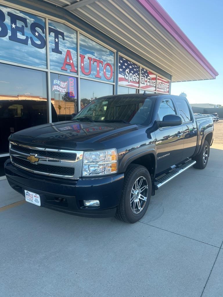 Chevrolet Silverado 1500 LTZ Crew Cab 4WD 2008