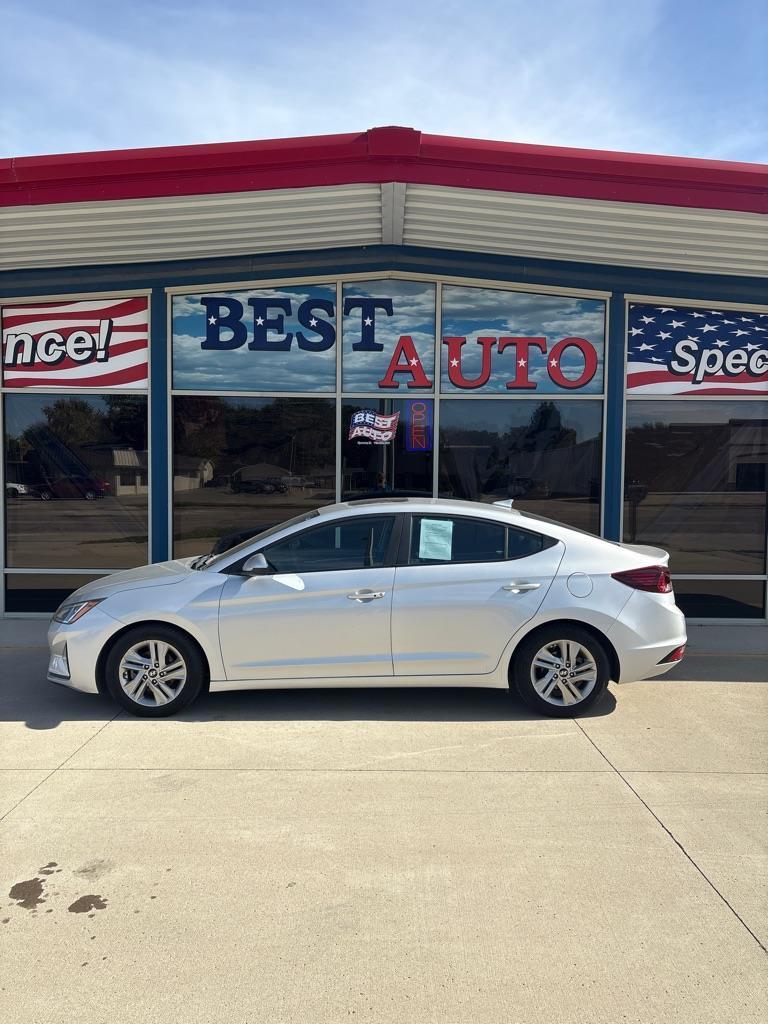 Hyundai Elantra Limited 2019