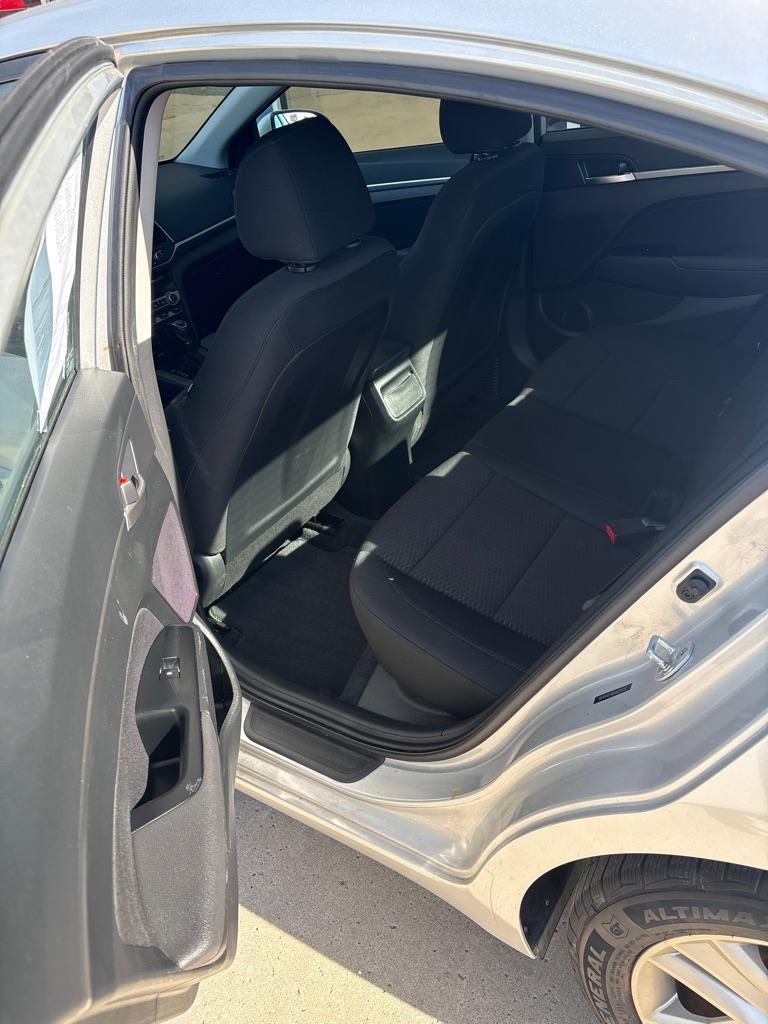 Hyundai Elantra Limited 2019