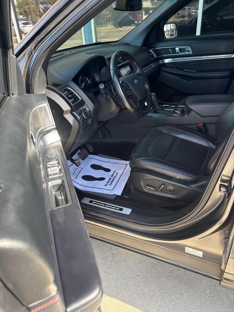 Ford Explorer Sport 4WD 2017