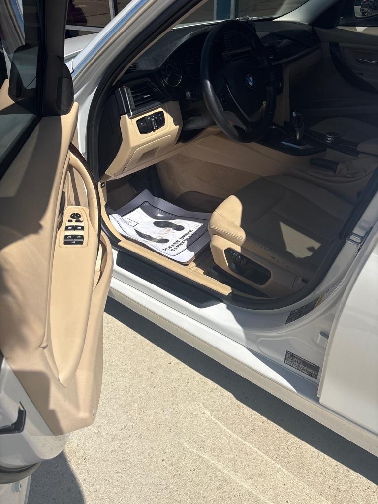 BMW 3-Series 328i xDrive Sedan 2015