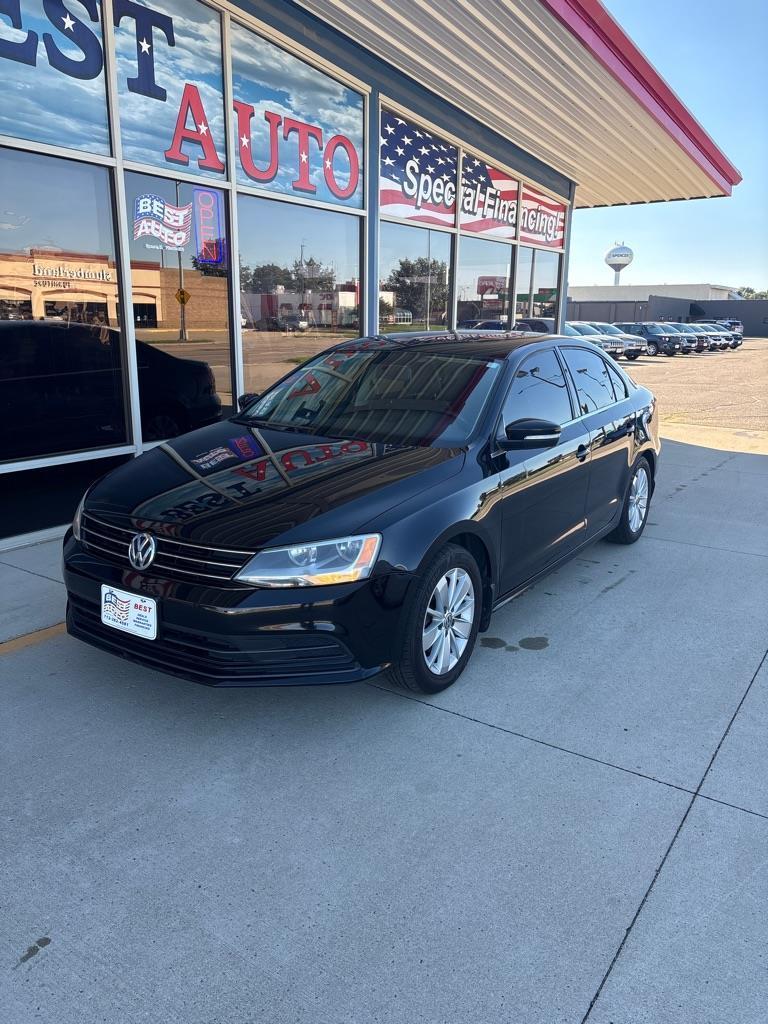 Volkswagen Jetta SE 6A 2016