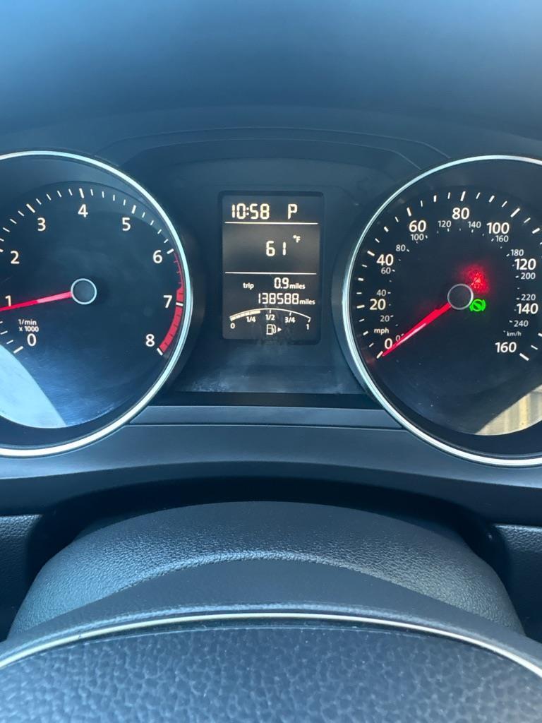 Volkswagen Jetta SE 6A 2016