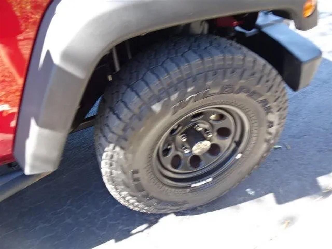 Jeep Wrangler 4WD 2dr Sport 2012