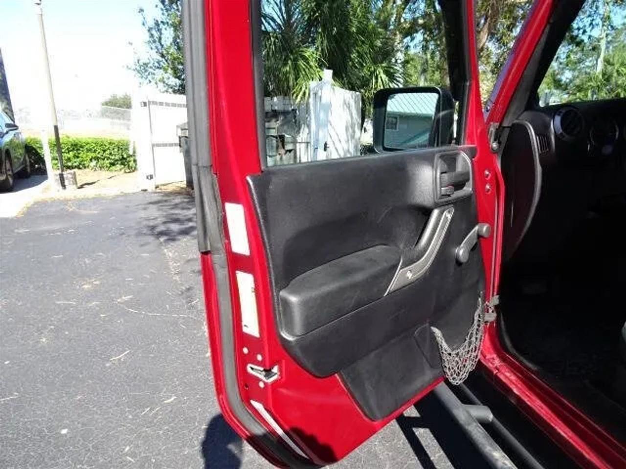 Jeep Wrangler 4WD 2dr Sport 2012