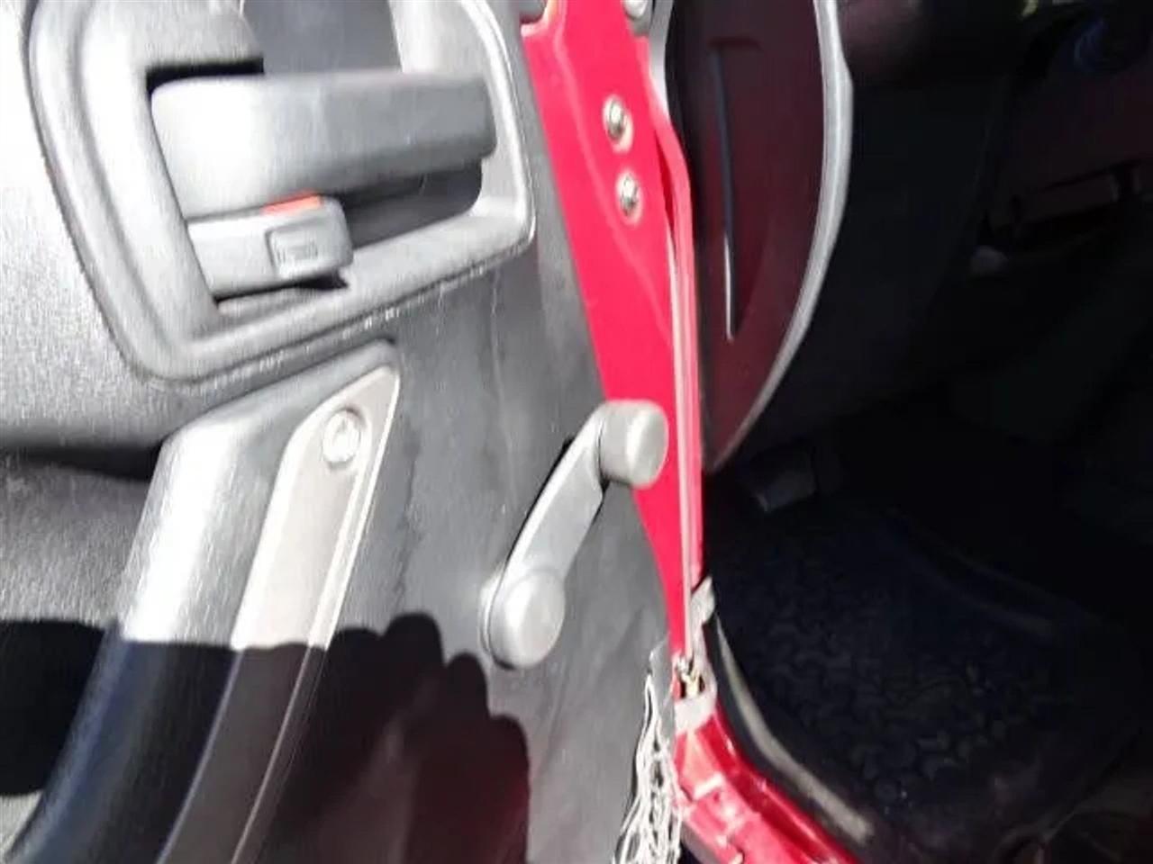 Jeep Wrangler 4WD 2dr Sport 2012