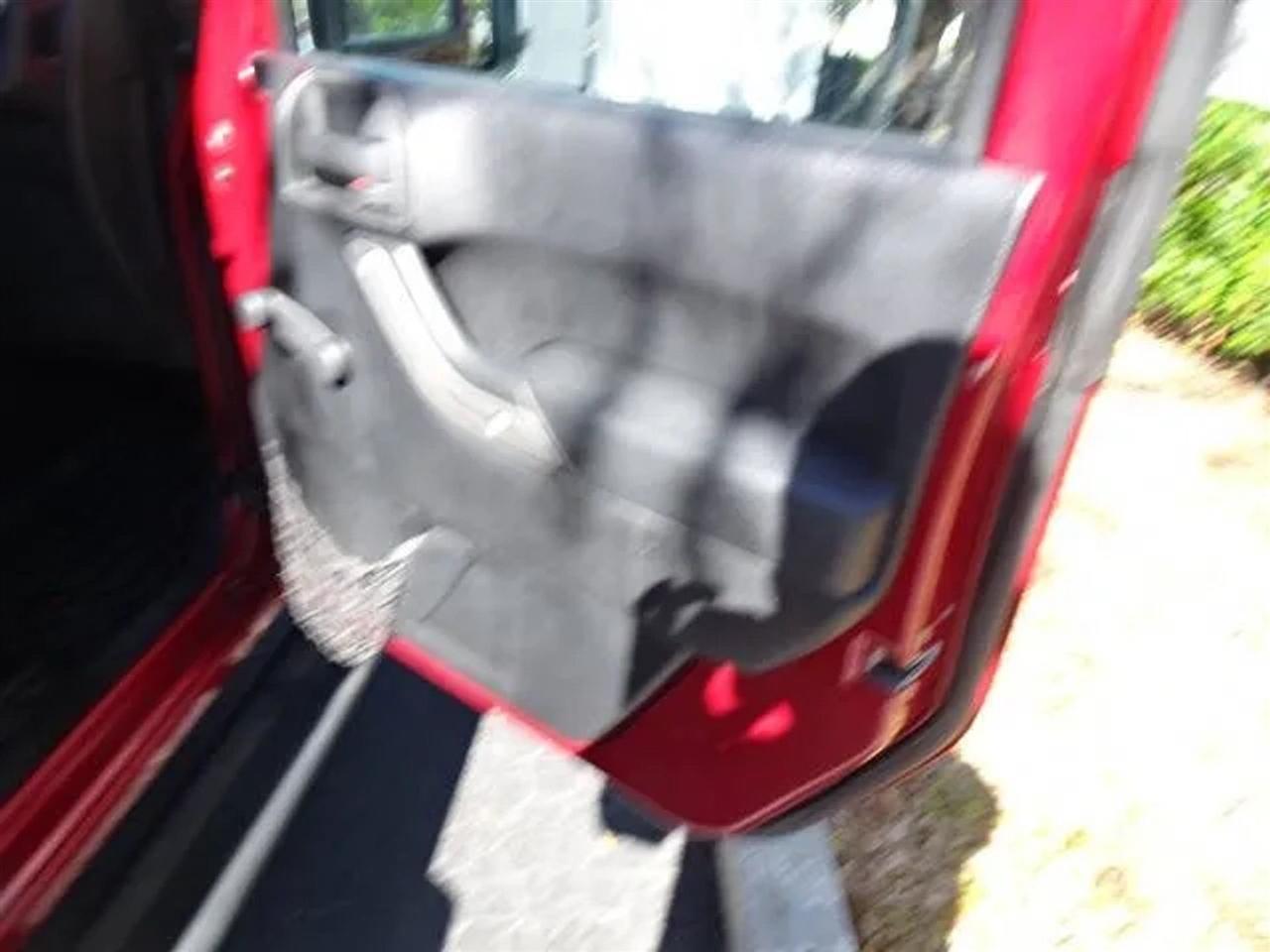 Jeep Wrangler 4WD 2dr Sport 2012