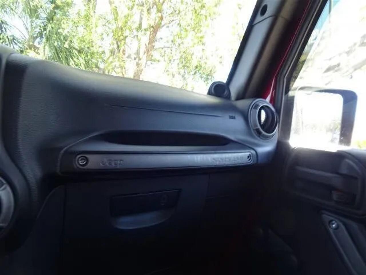 Jeep Wrangler 4WD 2dr Sport 2012