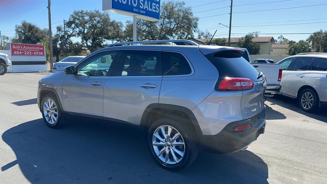 Jeep Cherokee FWD 4dr Limited 2014