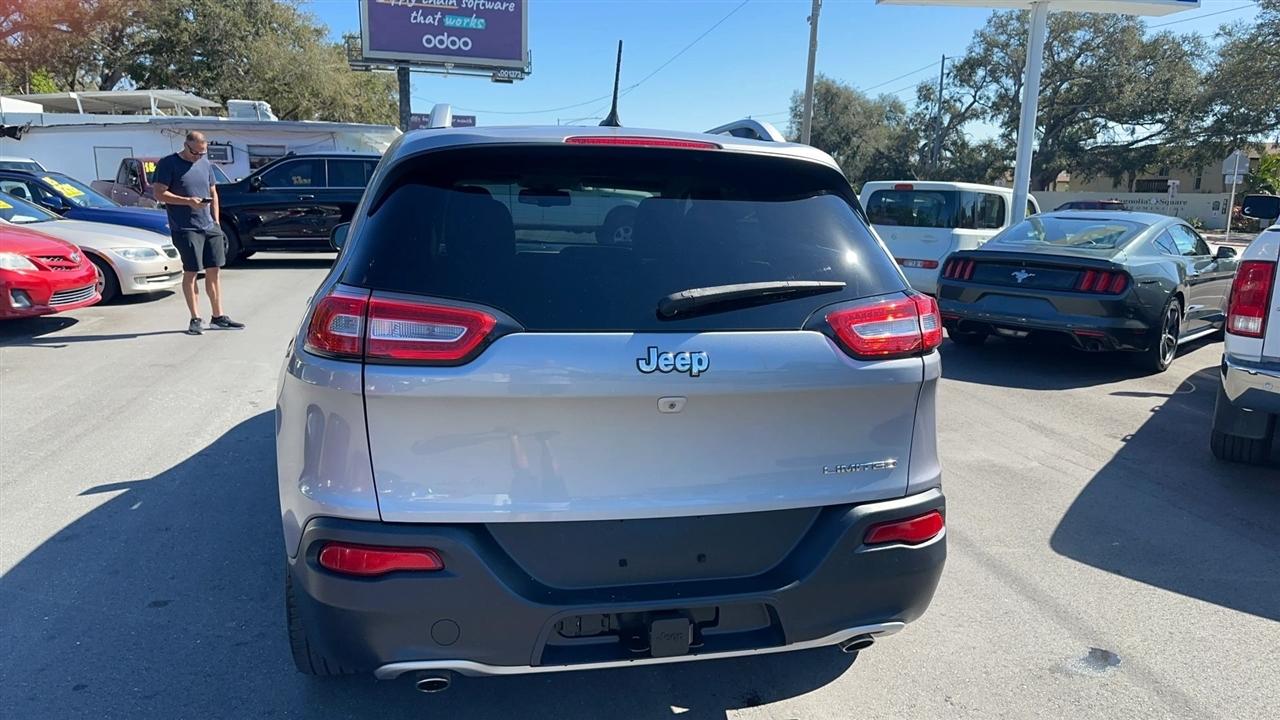 Jeep Cherokee FWD 4dr Limited 2014