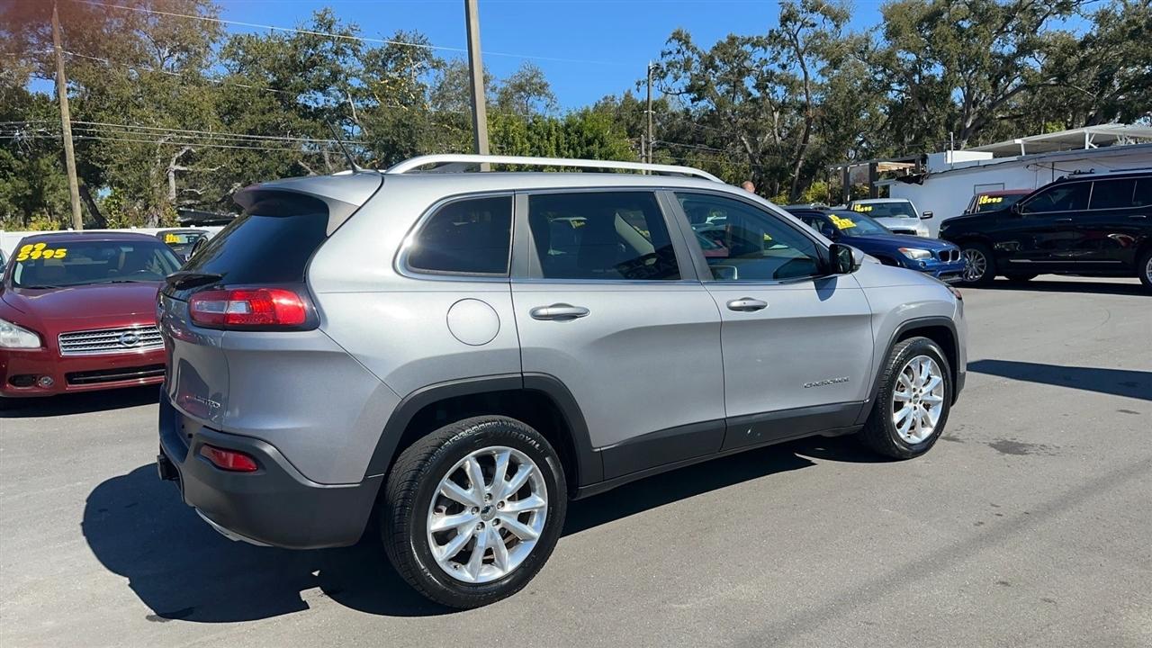 Jeep Cherokee FWD 4dr Limited 2014