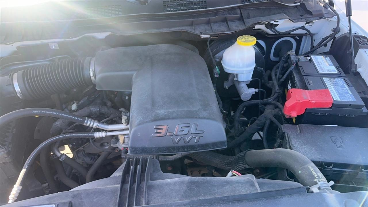 RAM 1500 Big Horn 4x2 Crew Cab 5'7" Box 2018