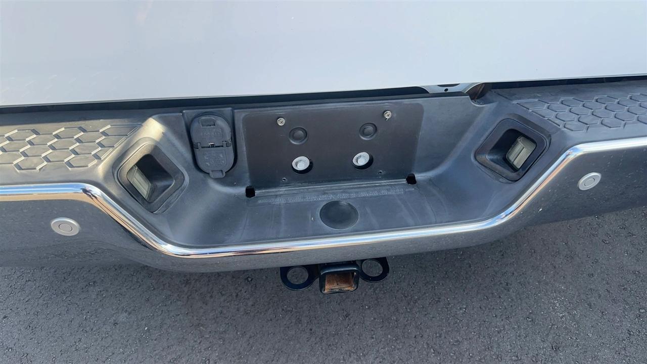 RAM 1500 Big Horn 4x2 Crew Cab 5'7" Box 2018