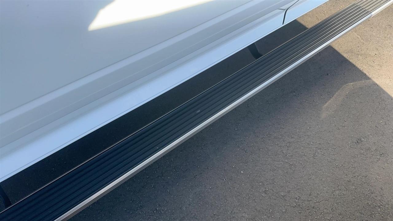 RAM 1500 Big Horn 4x2 Crew Cab 5'7" Box 2018