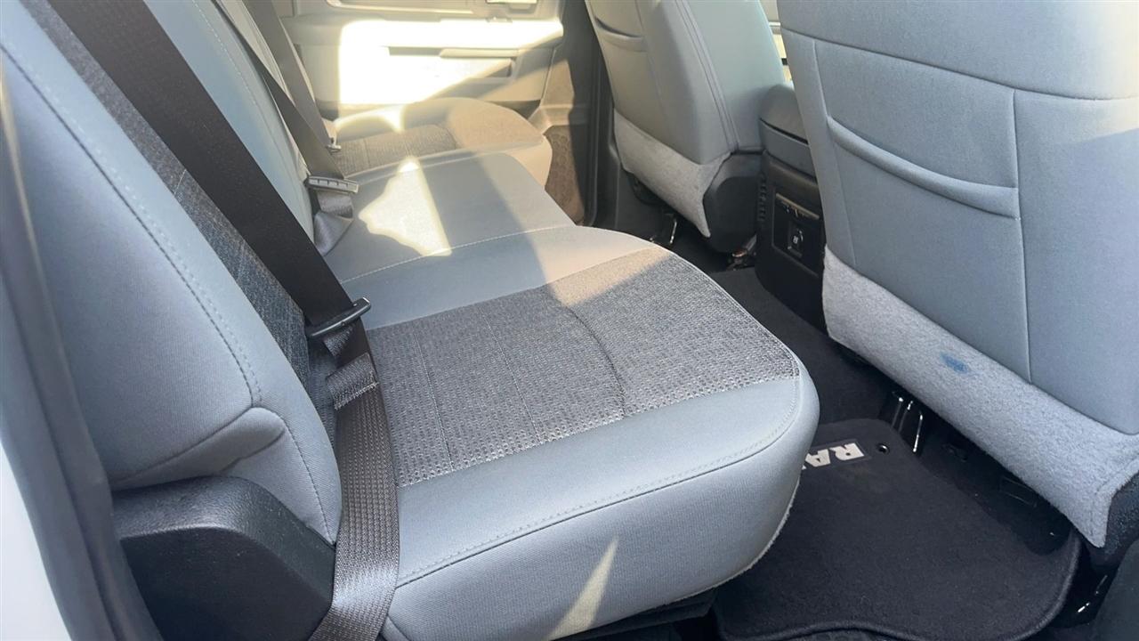 RAM 1500 Big Horn 4x2 Crew Cab 5'7" Box 2018